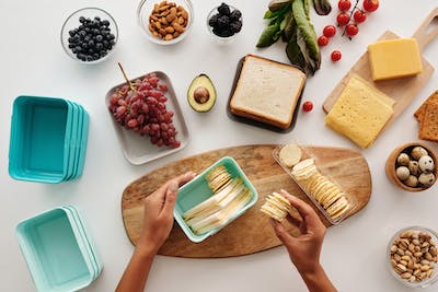 مصروف نظام الاوقات میں صحت بخش کھانے کا حصول کس طرح ممکن ہے How is it possible to get healthy food in a busy schedule?